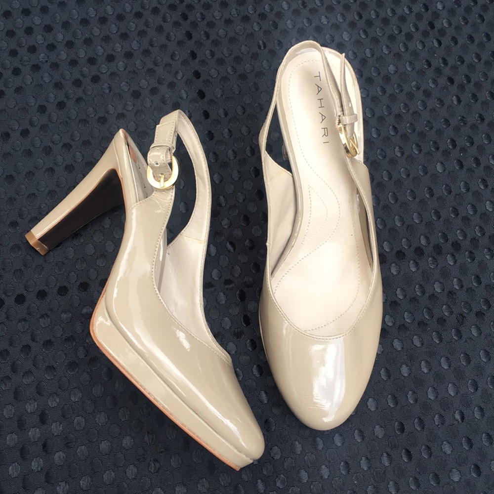 Tahari tan sling back heels size 7